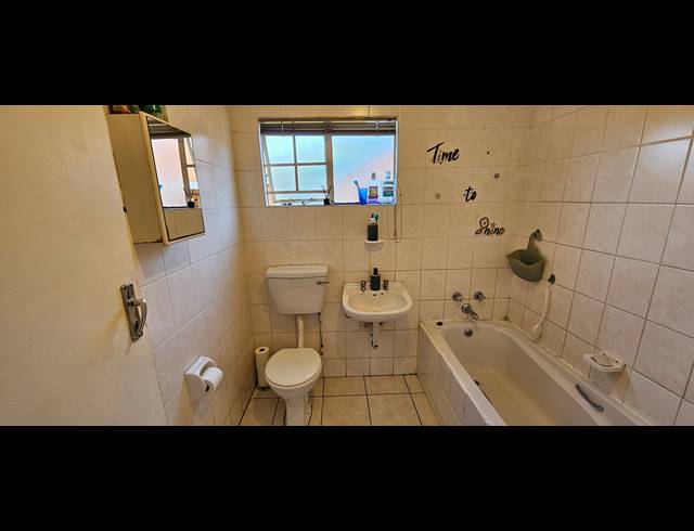 2 BEDROOM TOWNHOUSE FOR SALE IN MEYERSDAL